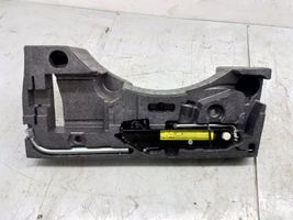 Volkswagen PASSAT CC Tool set 3C5012115D