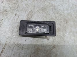 Volkswagen Jetta USA Lampa oświetlenia tylnej tablicy rejestracyjnej 5N0943021