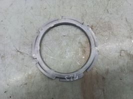 Volkswagen Touareg II Anello/dado di bloccaggio della vite della pompa del carburante nel serbatoio 1K0201375