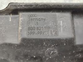 Audi A4 S4 B5 8D Rivestimento dell’estremità del parafango 8D0821112