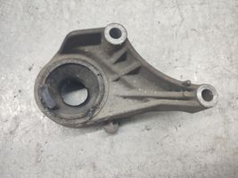 Opel Meriva A Supporto di montaggio del motore 24416545