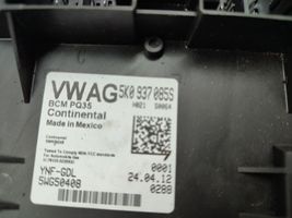 Volkswagen PASSAT B7 USA Katvealueen valvonnan ohjainlaite (BSM) 5K0937085S