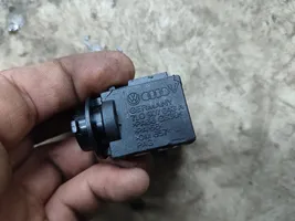 Volkswagen Touareg I Air quality sensor 7L0907643A