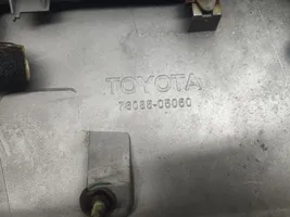 Toyota Avensis T250 Spoileris galinio dangčio 7608505050