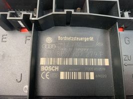 Audi A3 S3 8P Comfort/convenience module 8P0907279F