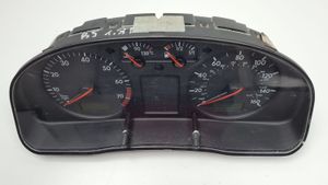 Volkswagen PASSAT B5 Compteur de vitesse tableau de bord 3B0919930P