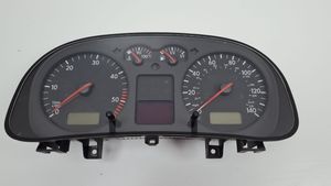 Volkswagen Golf IV Compteur de vitesse tableau de bord 1J0920921B