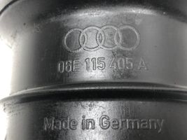 Audi A6 S6 C6 4F Supporto di montaggio del filtro dell’olio 06E115405A