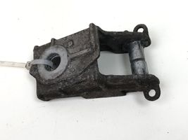 Audi A4 S4 B8 8K Staffa/supporto di montaggio della marmitta 8K0253144M