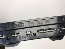 Audi A2 Luce d’arresto centrale/supplementare 8Z0945097