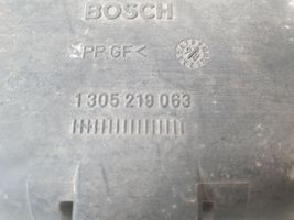 Audi A4 S4 B5 8D Osłona żarówki lampy przedniej 1305219063