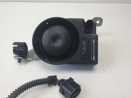 Volkswagen Touareg II Alarm system siren 1K0951605C