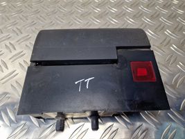 Audi TT Mk1 Popielniczka przednia tunelu środkowego 8N0857951