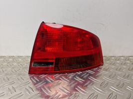 Audi A4 S4 B7 8E 8H Galinis žibintas kėbule 8E5945096