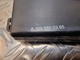 Mercedes-Benz A W169 Interruttore di regolazione livello altezza dei fari A1696800365