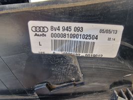 Audi A3 S3 8V Galinis žibintas dangtyje 8V4945094