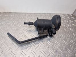 Audi A8 S8 D2 4D Eļļas nogulsnētava (separators) 057103495C