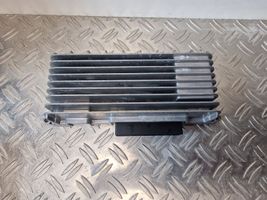 Audi A4 S4 B8 8K Endstufe Audio-Verstärker 8T0035223AD