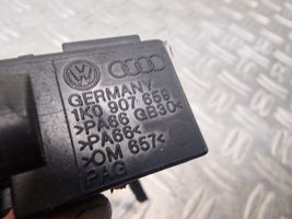 Volkswagen Scirocco Air quality sensor 1K0907659