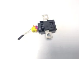 Audi Q7 4L Battery relay fuse 4F0915519