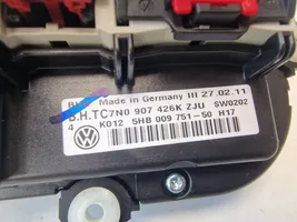 Volkswagen PASSAT B7 Climate control unit 7N0907426K