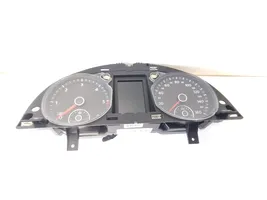 Volkswagen PASSAT B7 Geschwindigkeitsmesser Cockpit 3AA920970A