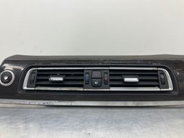 BMW 7 F01 F02 F03 F04 Kojelaudan keskiosan tuuletussuuttimen ritilä 9192351