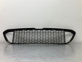 BMW 3 E92 E93 Mascherina inferiore del paraurti anteriore 8047402