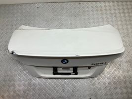BMW 5 E60 E61 Galinis dangtis (bagažinės) 