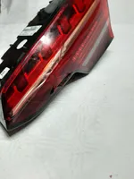 Audi A4 S4 B9 Lampy tylnej klapy bagażnika 8W5945094AB