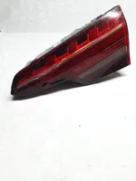 Audi A4 S4 B9 Lampy tylnej klapy bagażnika 8W5945094AB