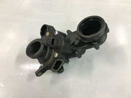 Audi A4 S4 B9 Termostat / Obudowa termostatu 059121111BM