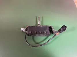 Volvo V70 Silniczek wycieraczki lampy przedniej 8620959