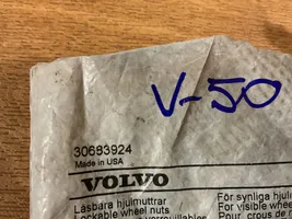 Volvo V50 Mutterit/pultit 30683924