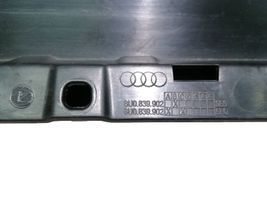 Audi Q3 8U Listwa / Uszczelka szyby drzwi tylnych 8U0839902