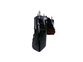 Audi A4 S4 B9 Lampy tylnej klapy bagażnika 8W5945093D