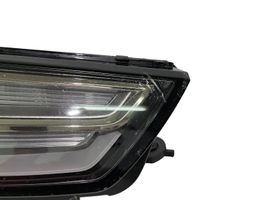 Audi A4 S4 B9 Lampa przednia 8W0941006B