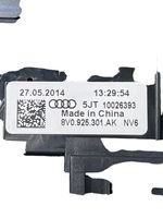 Audi A3 S3 8V Monikäyttöinen ohjauskytkin/nuppi 8V0925301AK