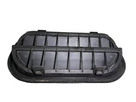 Audi A4 S4 B9 Ventiliacinės grotelės 6R0819465A