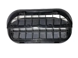 Audi A5 Ventilācijas režģis 6R0819465C