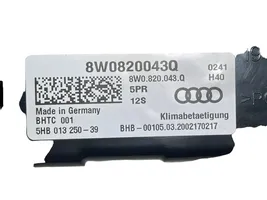 Audi A5 Oro kondicionieriaus/ klimato/ pečiuko valdymo blokas (salone) 8W0820043Q