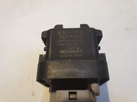 Toyota Corolla Verso E121 Hehkutulpan esikuumennuksen rele 2861067010