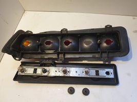 Mercedes-Benz E W124 Lampa tylna R225902