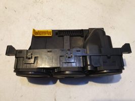 Opel Vectra B Oro kondicionieriaus/ klimato/ pečiuko valdymo blokas (salone) 69262205