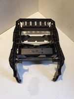 Mercedes-Benz E W210 Panelės apdailos skydas (centrinis) 2106890016