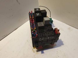 Volkswagen Golf III Fuse box set 357937039