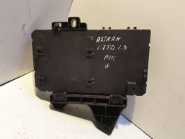 Opel Astra H Module de fusibles 13115937