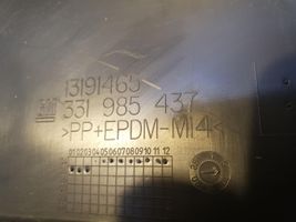 Opel Astra H Panelės apdailos skydas (apatinis) 13191465