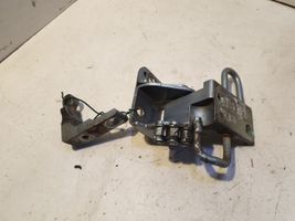 Volkswagen Touareg I Kit de charnières de porte avant 7L0831411A