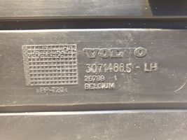 Volvo V50 Couvre soubassement arrière 30714865